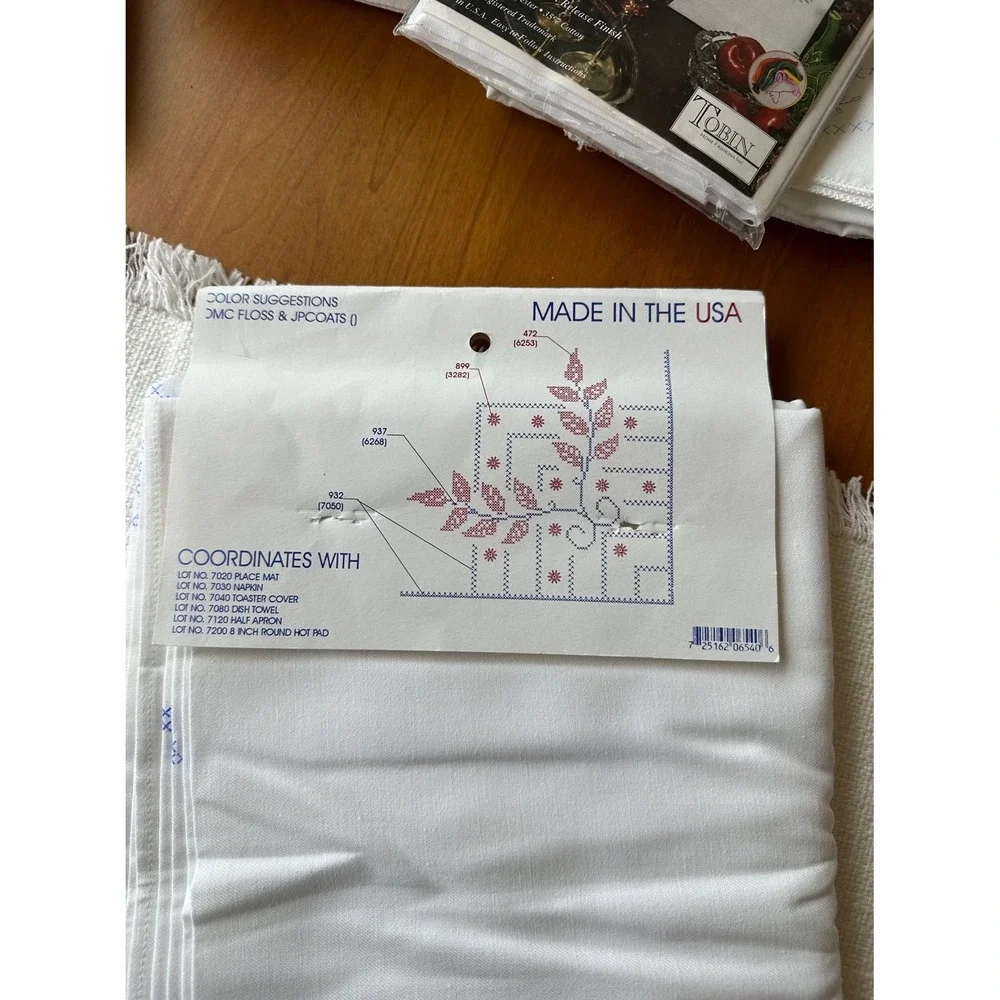 Tablecloth embroidery kit